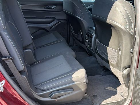 Used 2025 Jeep Grand Cherokee L Laredo w/ Luxury Tech Group I RWD image 21