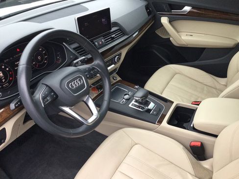 Used 2018 Audi Q5 2.0T Premium Plus w/ Premium Plus Package image 10