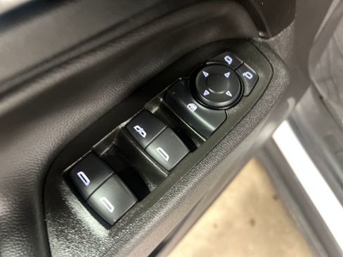 Certified 2024 Chevrolet Equinox LT AWD/4WD image 16