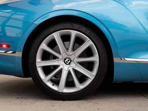 Certified 2022 Bentley Continental GT AWD/4WD image 7