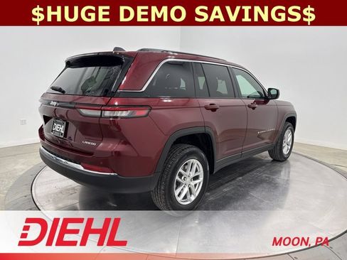 New 2025 Jeep Grand Cherokee Laredo X AWD/4WD image 7