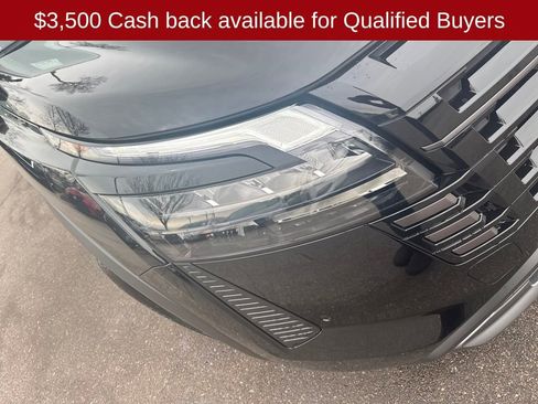 New 2026 Nissan Pathfinder SL image 40