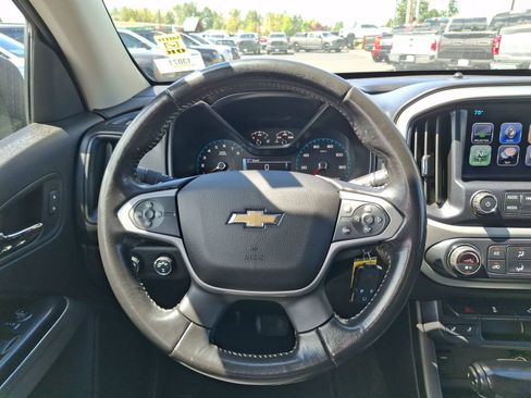 Used 2017 Chevrolet Colorado LT w/ Luxury Package, Chrome AWD/4WD image 10