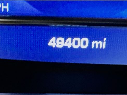 Used 2023 Chevrolet Suburban Premier image 19