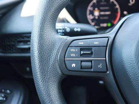 Certified 2026 Honda HR-V LX image 19