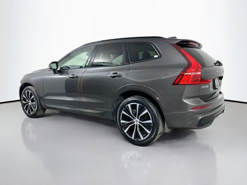 Certified 2024 Volvo XC60 B5 Plus image 8