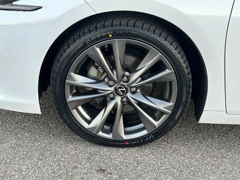 Used 2019 Lexus ES 350 F Sport w/ Accessory Package 2 FWD image 31