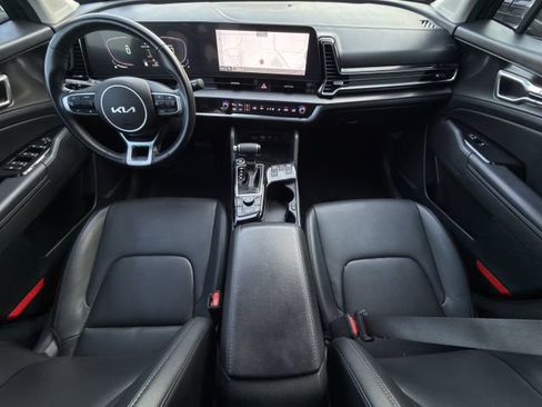 Used 2023 Kia Sportage EX FWD image 9