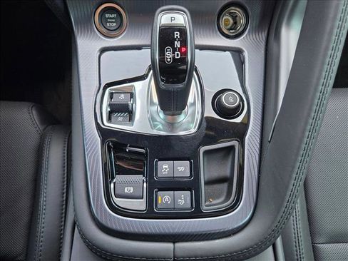 Used 2024 Jaguar F-TYPE R-Dynamic RWD image 12