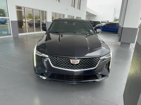 Used 2021 Cadillac CT4 Luxury w/ Sun And Sound Package RWD image 3