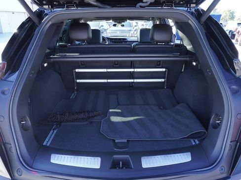 Certified 2023 Cadillac XT5 Premium Luxury image 8