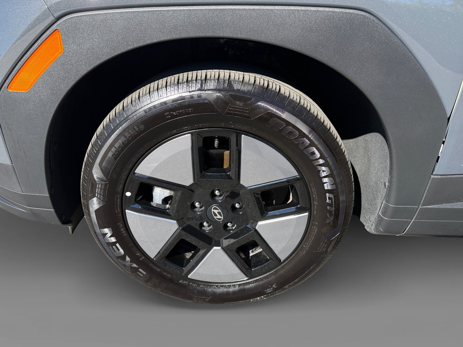 Certified 2026 Hyundai Santa Fe SE FWD image 9