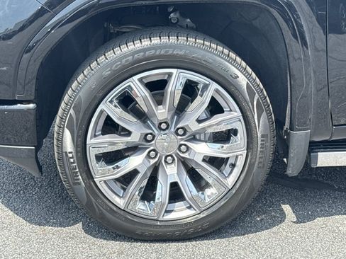 Used 2024 GMC Sierra 1500 Denali w/ Denali Reserve Package AWD/4WD image 18