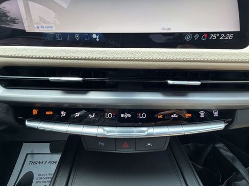 Used 2025 Cadillac XT4 Premium Luxury FWD image 26