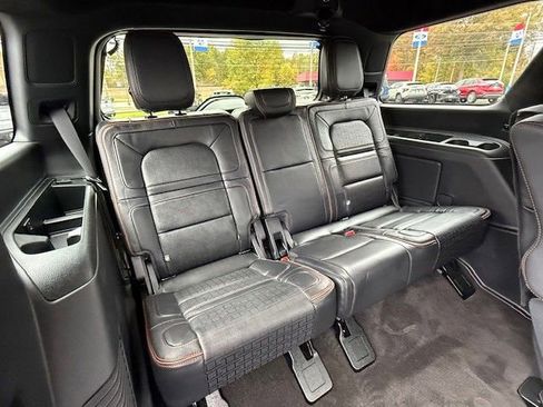 Used 2024 Lincoln Navigator Black Label AWD/4WD image 18