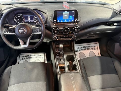 Used 2024 Nissan Sentra SV FWD image 25
