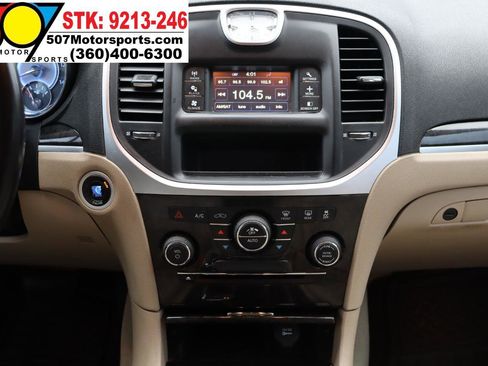 Used 2012 Chrysler 300 Limited image 17