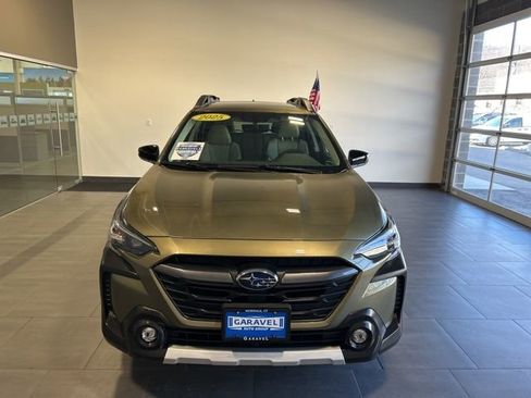 Used 2025 Subaru Outback Limited image 16
