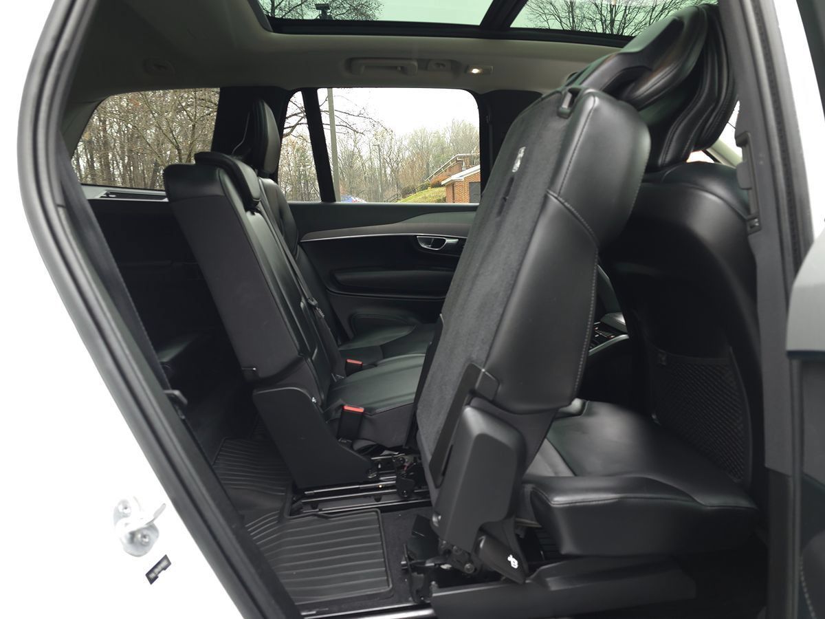 Used 2024 Volvo XC90 B5 Core w/ Climate Package AWD/4WD image 22
