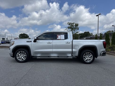 Used 2021 GMC Sierra 1500 SLT w/ SLT Convenience Package AWD/4WD image 7