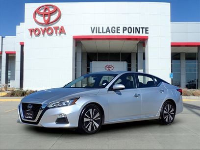 Used 2022 Nissan Altima 2.5 SV