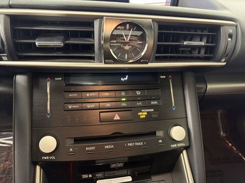 Used 2017 Lexus IS 350 F Sport image 20