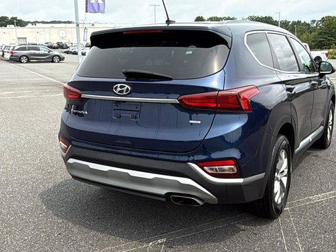 Used 2020 Hyundai Santa Fe SE AWD/4WD image 6