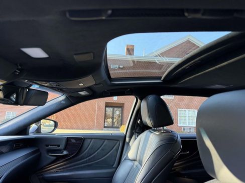 Used 2018 Lexus LS 500 AWD image 20