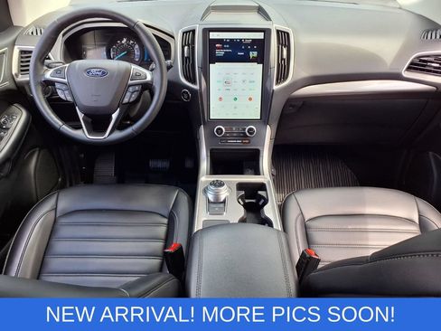 Certified 2023 Ford Edge SEL w/ Convenience Package AWD/4WD image 9