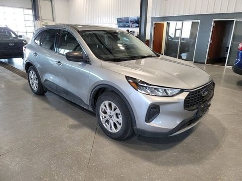 Used 2024 Ford Escape Active image 1
