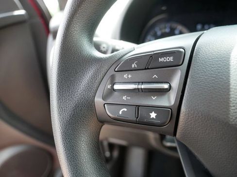 Used 2023 Hyundai Kona SE AWD/4WD image 25