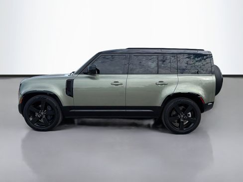 Used 2025 Land Rover Defender 110 X-Dynamic SE AWD/4WD image 2