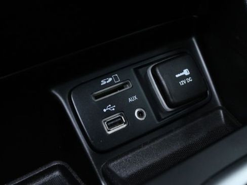 Used 2014 Jeep Cherokee Sport FWD image 16