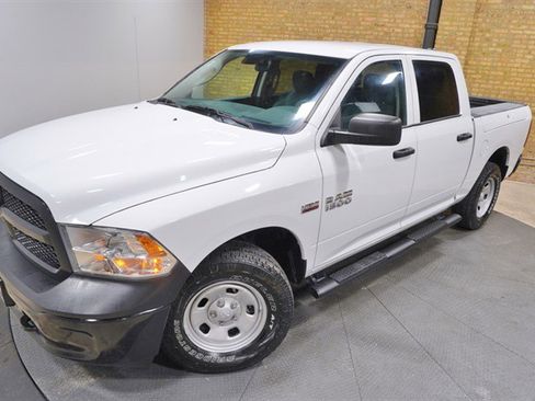 Used 2018 RAM 1500 Tradesman w/ Popular Equipment Group AWD/4WD image 2