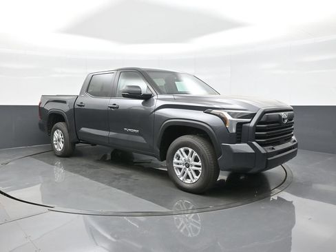 Used 2026 Toyota Tundra SR5 AWD/4WD image 1