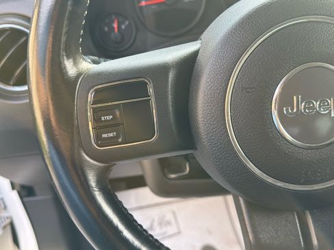 Used 2011 Jeep Patriot Latitude image 19