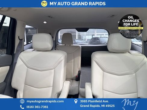 Used 2022 Cadillac XT6 Premium Luxury w/ Technology Package image 21