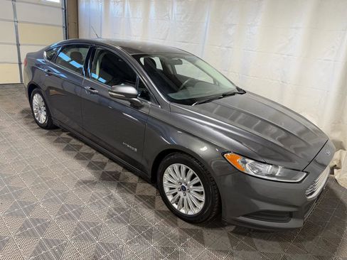 Used 2015 Ford Fusion SE FWD image 7
