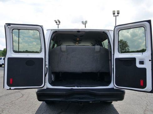 Used 2014 Ford E-350 and Econoline 350 XL w/ Power Windows & Locks Group RWD image 30