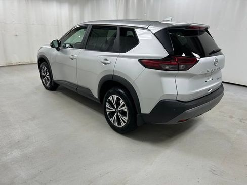 Used 2023 Nissan Rogue SV AWD/4WD image 8
