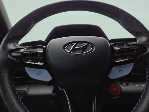 Used 2023 Hyundai Elantra N FWD image 40