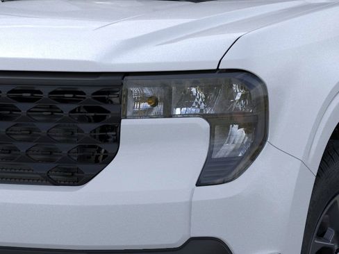 New 2025 Ford Maverick XLT w/ 4K Tow Package image 19