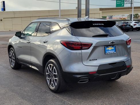 Used 2025 Chevrolet Blazer RS image 3