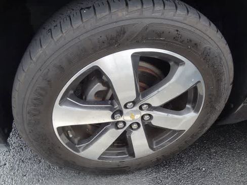 Used 2019 Chevrolet Traverse High Country AWD/4WD image 16