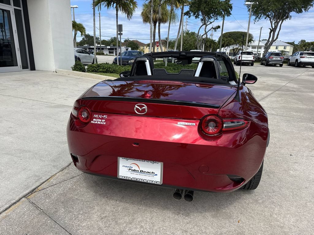 New 2026 MAZDA MX-5 Miata Club w/ Interior Package RWD image 25