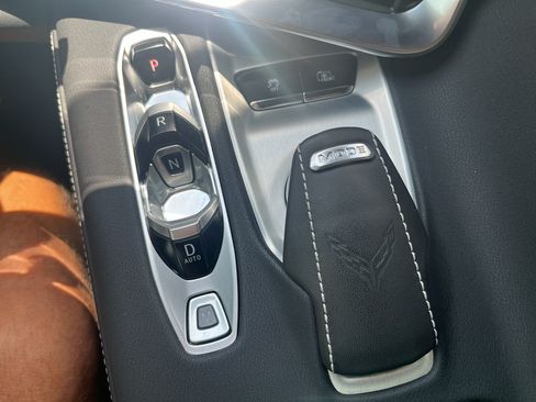 Used 2024 Chevrolet Corvette Stingray Preferred Cpe w/ Battery Protection Package RWD image 23