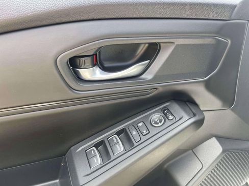 Certified 2023 Honda Accord EX image 18