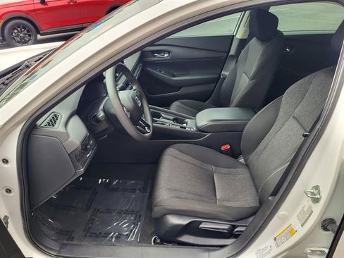 Certified 2023 Honda Accord LX image 11