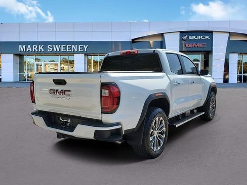 Used 2025 GMC Canyon Denali AWD/4WD image 33