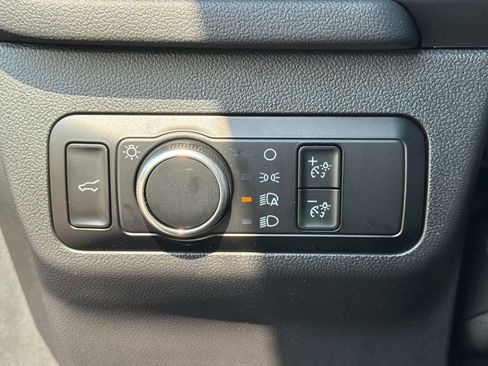 Used 2024 Ford Escape ST-Line w/ Tech Pack #1 AWD/4WD image 29